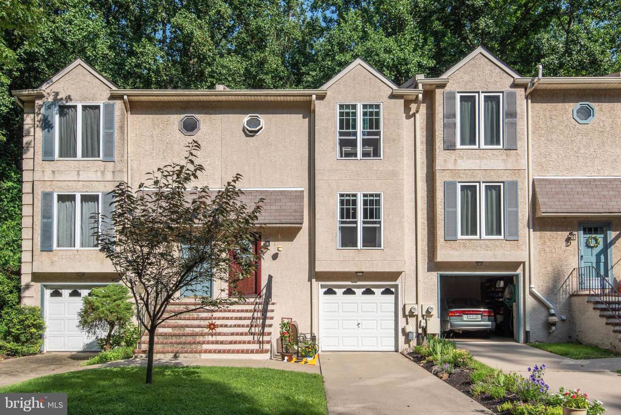 192 Shawmont Avenue - Photo 1