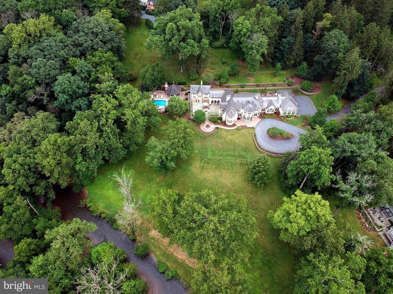 306 Gilbert Road - Photo 1