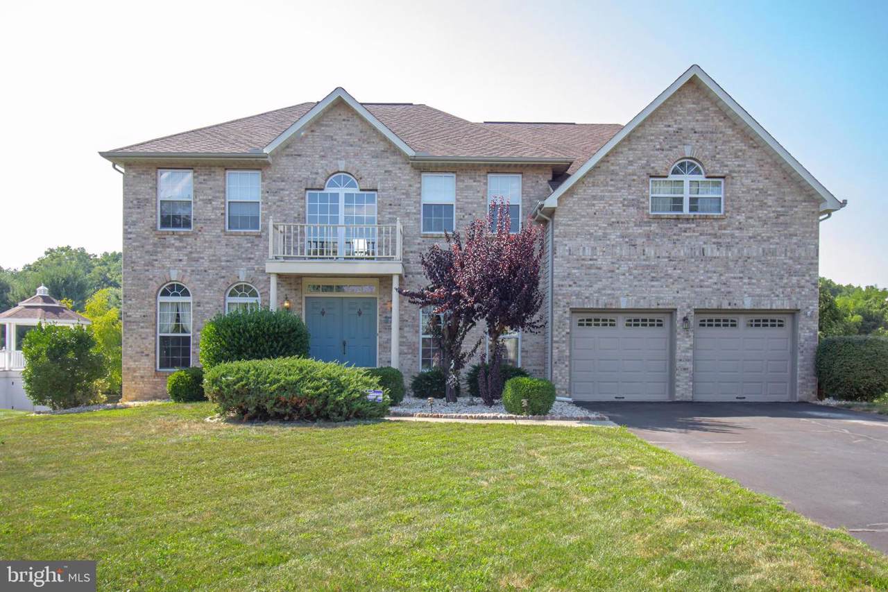 33 Emerald Ridge Drive - Photo 1
