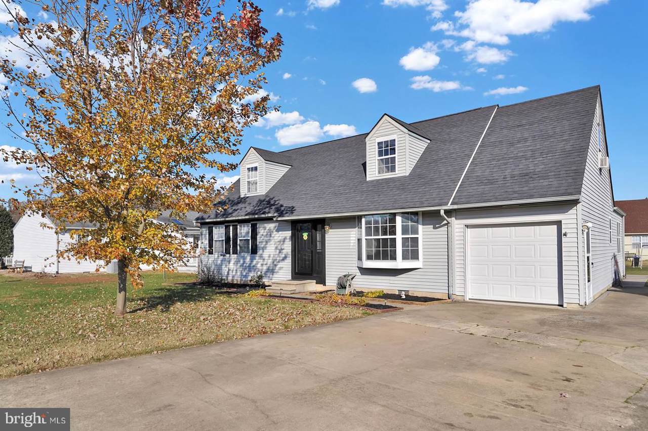 167 Carlisle Drive - Photo 1