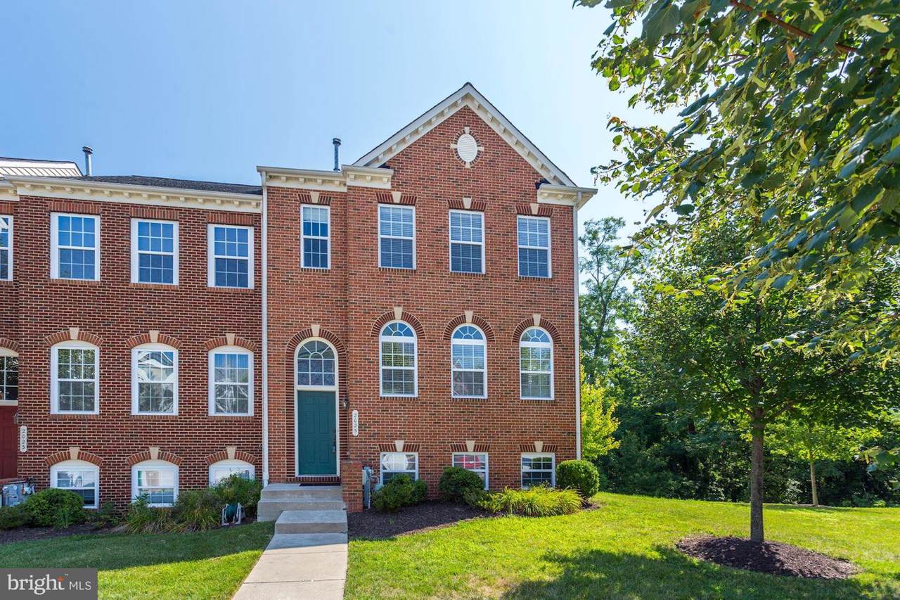 2025 Crescent Moon Court - Photo 1