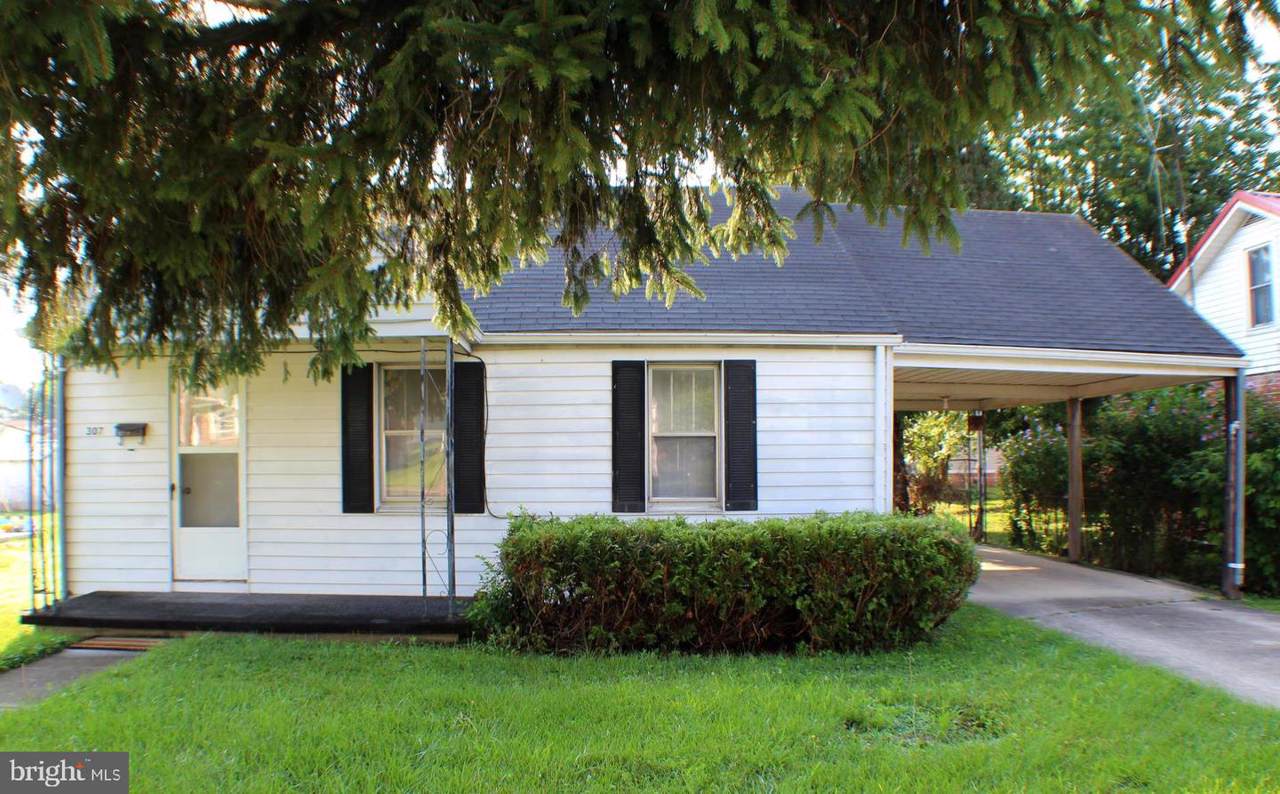 307 Elm Street - Photo 1