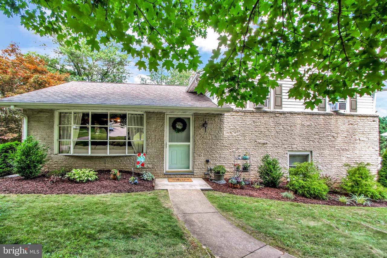 1295 Lombard Road - Photo 1