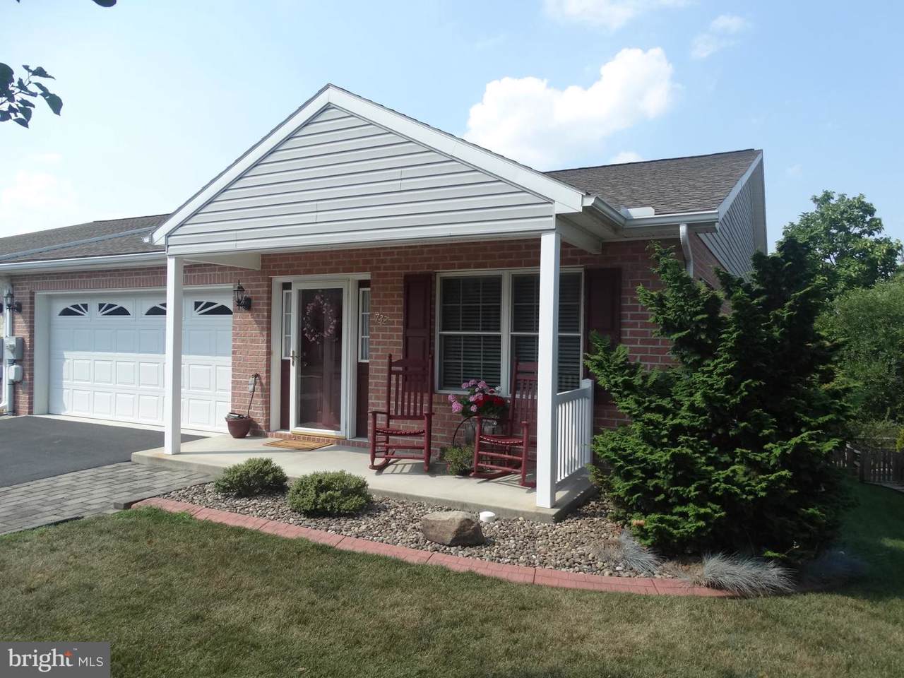 732 Golden Spring Drive - Photo 1