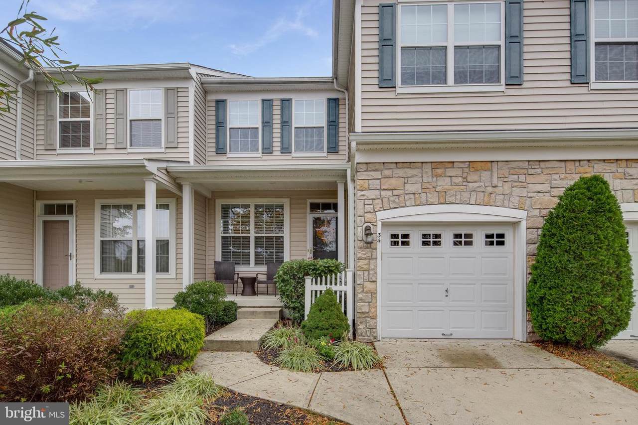 34 Compass Circle - Photo 1