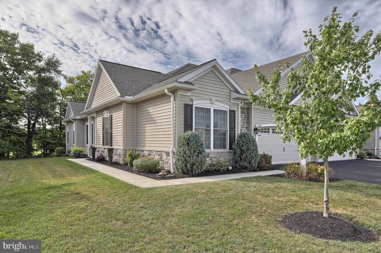 1011 Wintergreen Drive - Photo 1