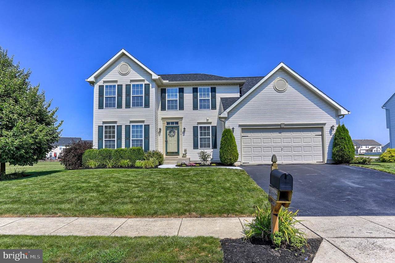 1379 Aster Drive - Photo 1