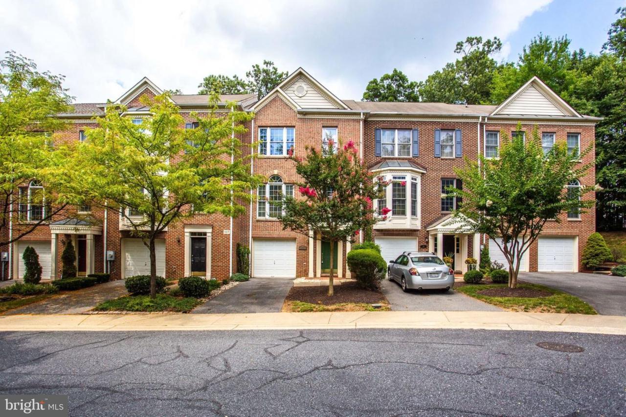 105 Wootton Oaks Court - Photo 1