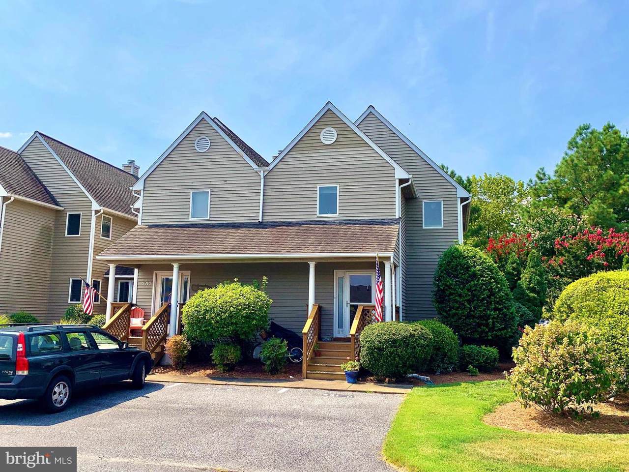 531D Hudson Ave - Photo 1