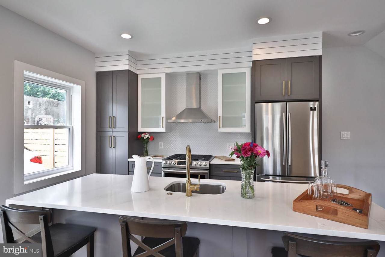 2700 Federal Street - Photo 1