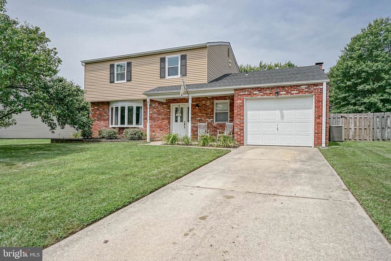 4 Springfield Circle - Photo 1
