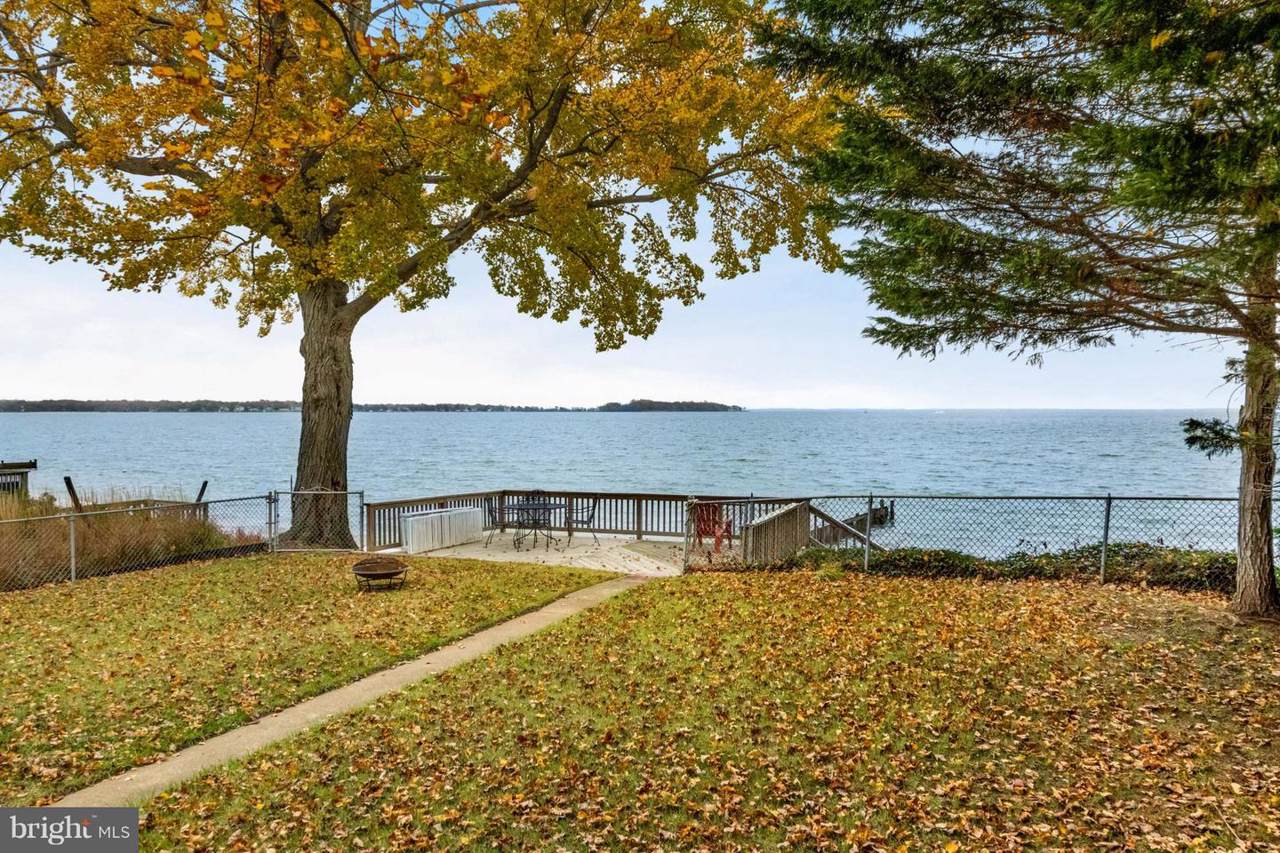 3985 Bayside Drive - Photo 1