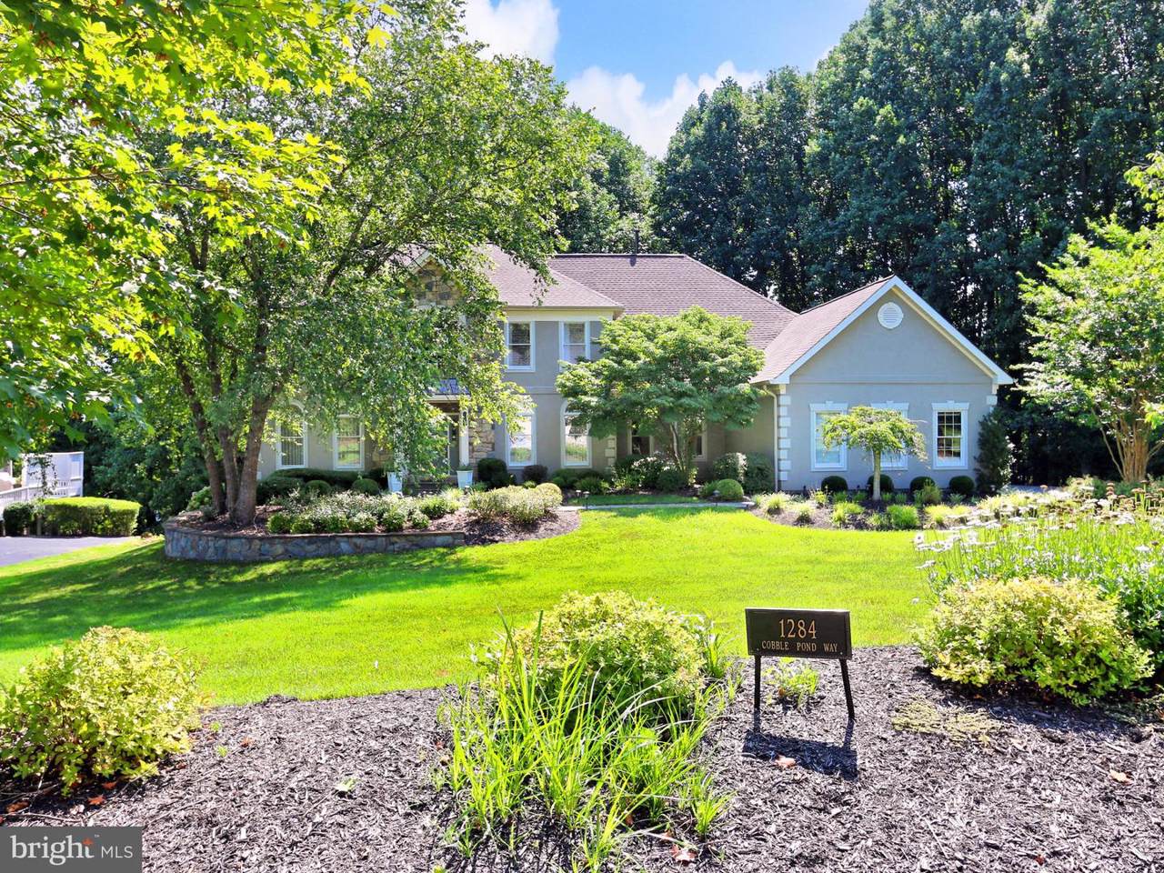 1284 Cobble Pond Way - Photo 1