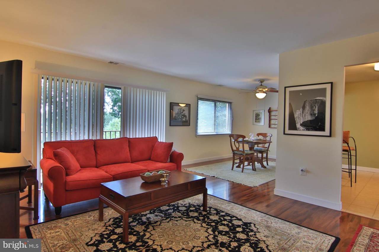 609 Oakland Hills Court - Photo 1