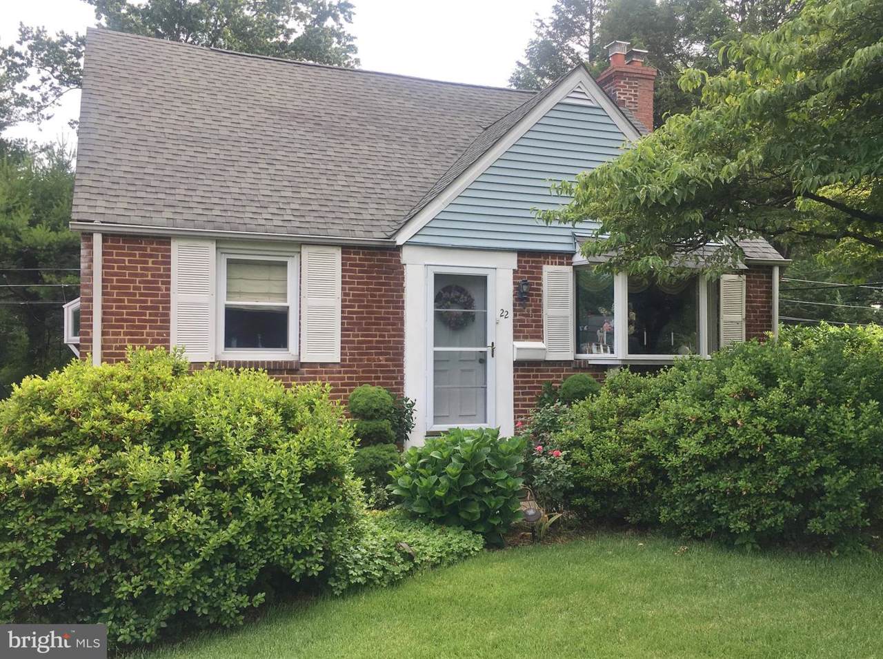 22 Newington Drive - Photo 1