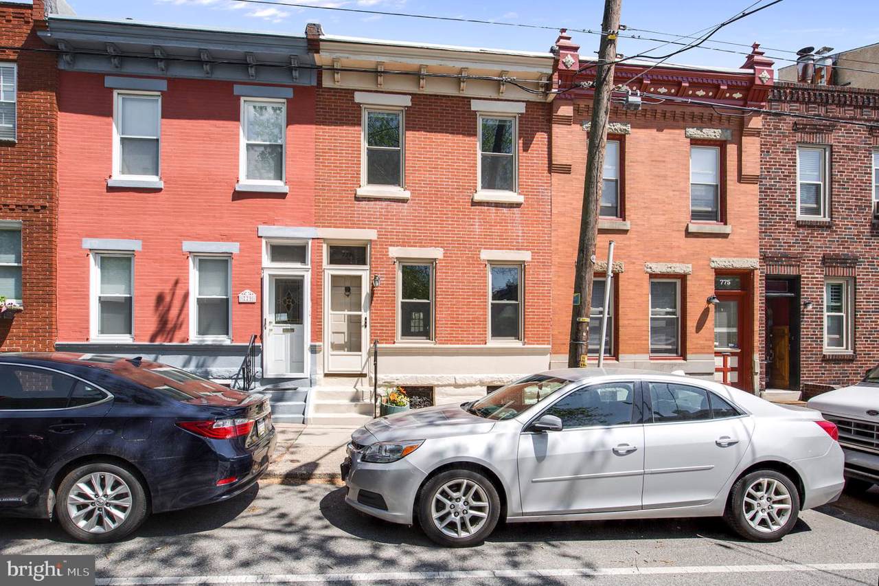 777 25TH Street - Photo 1