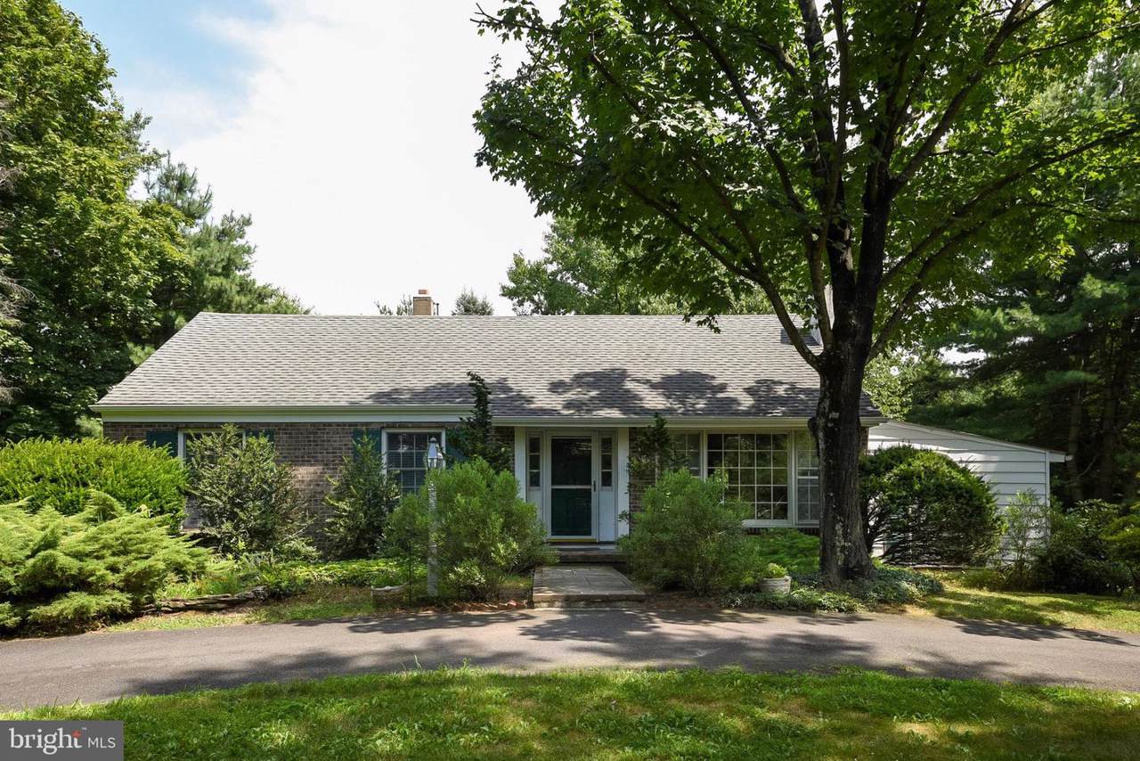 1060 Meetinghouse Road - Photo 1