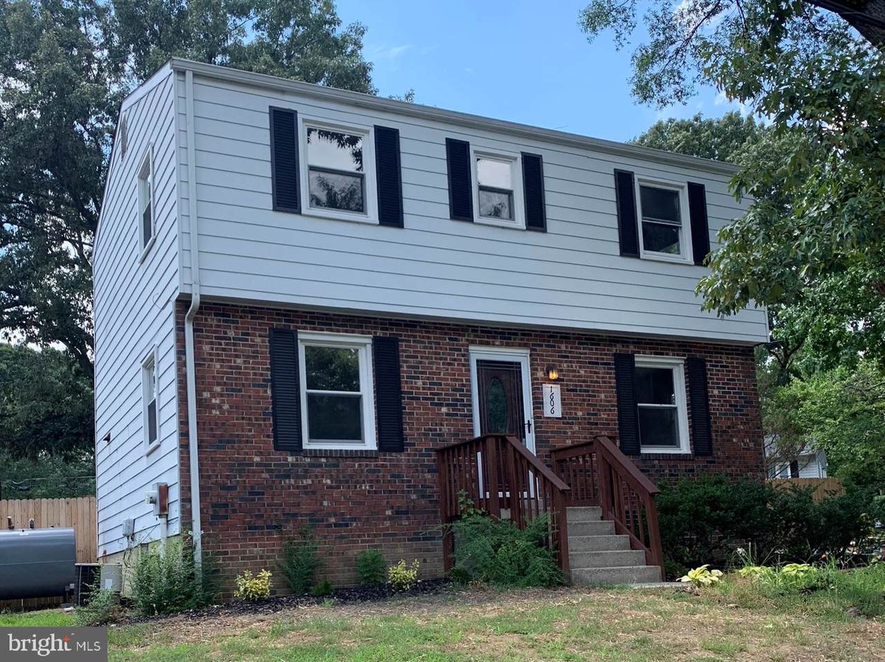 1606 Cambridge Road - Photo 1