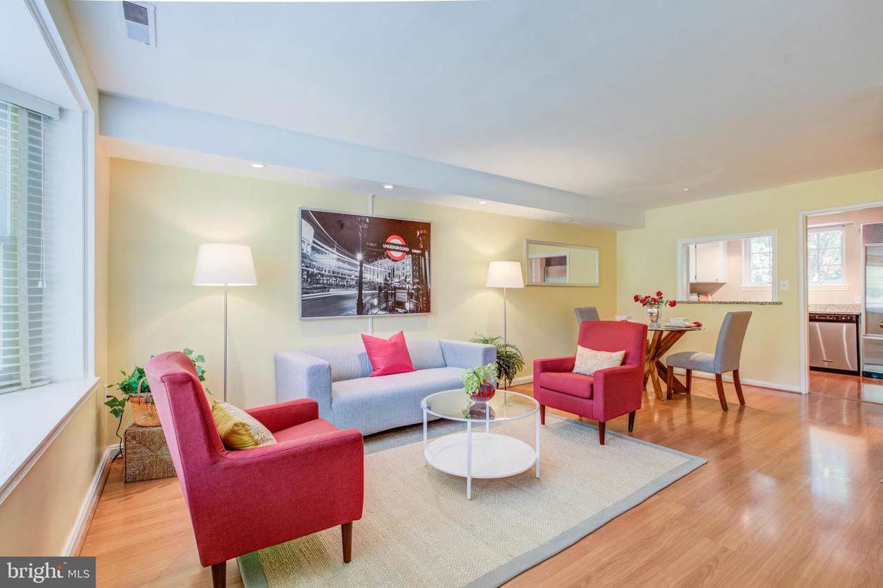 3734 Jason Avenue - Photo 1