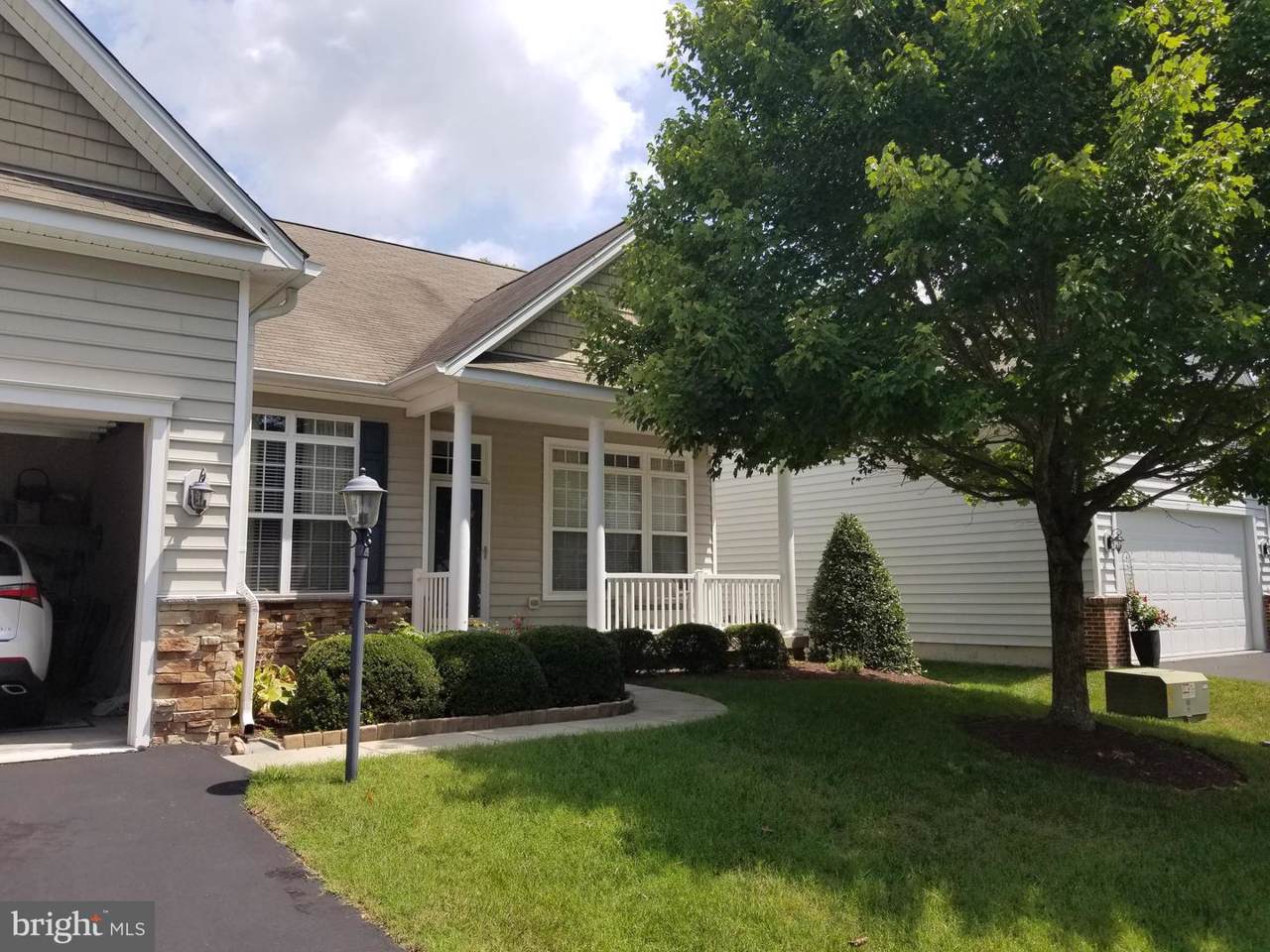 29 Easton Avenue - Photo 1
