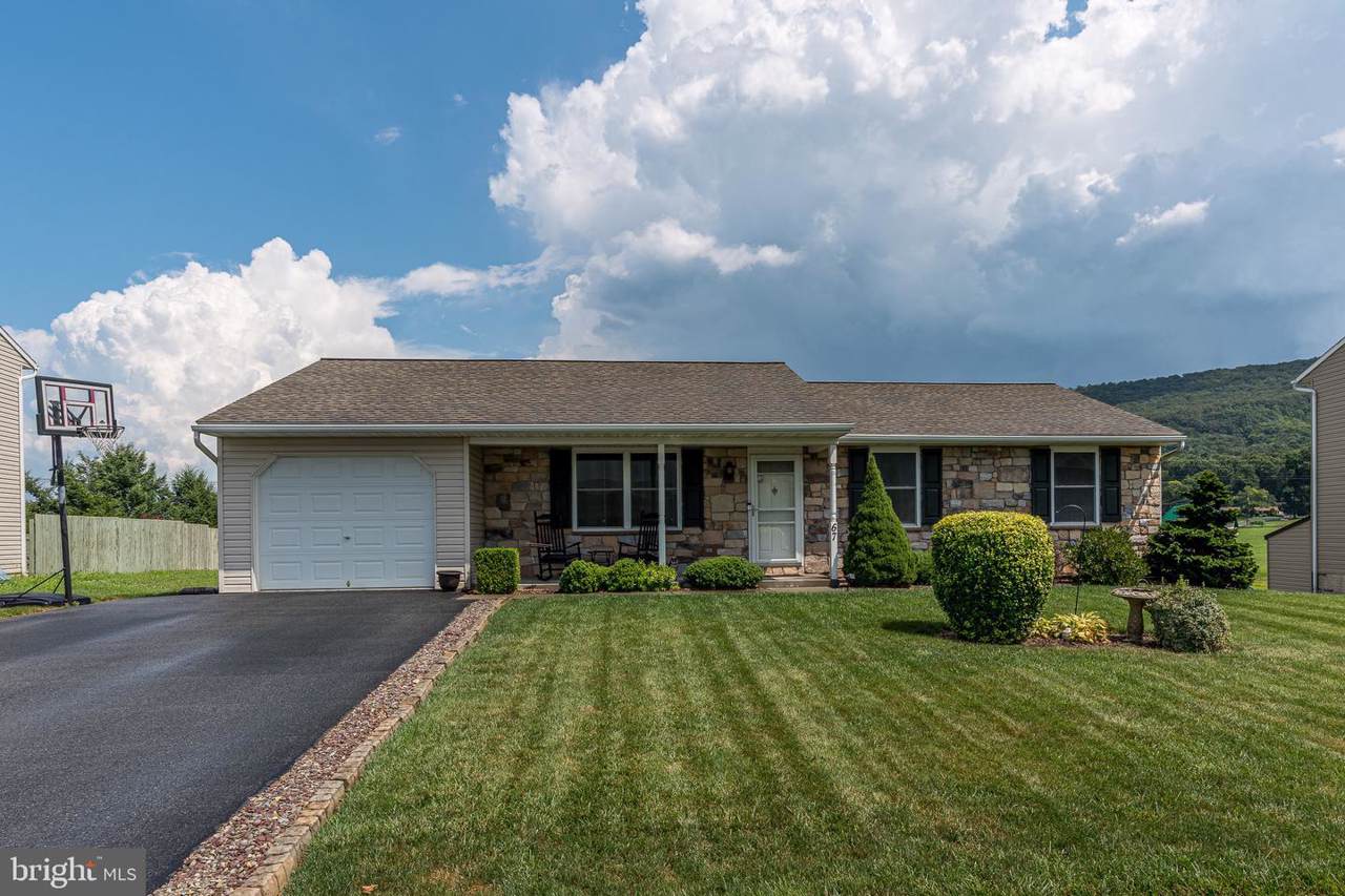 67 Edgemont Lane - Photo 1