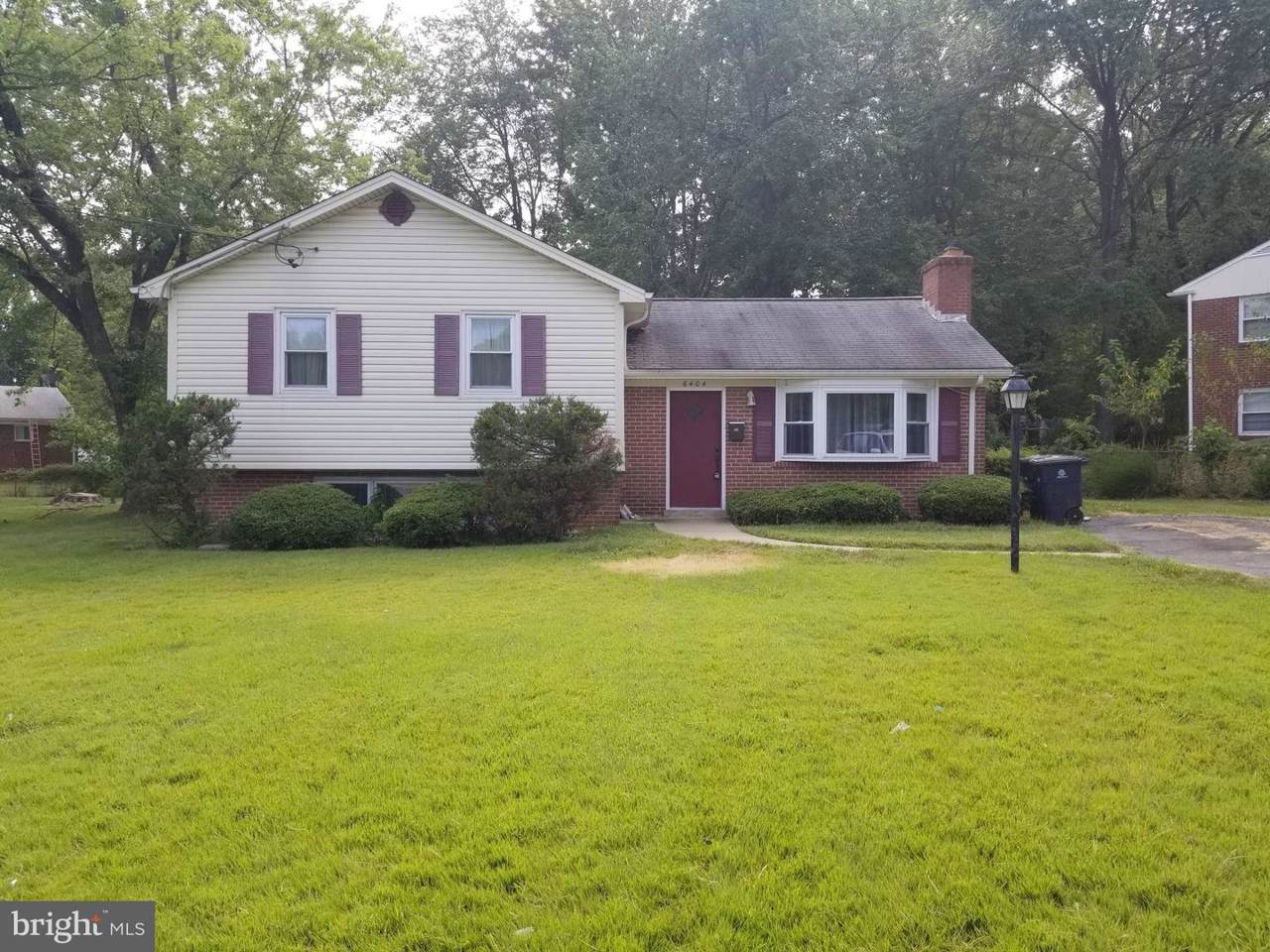 6404 94TH Avenue - Photo 1