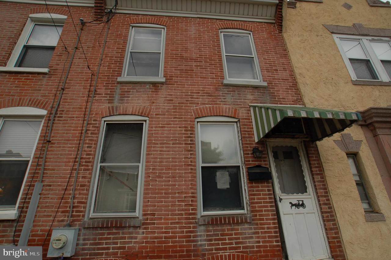 813 Lincoln Street - Photo 1