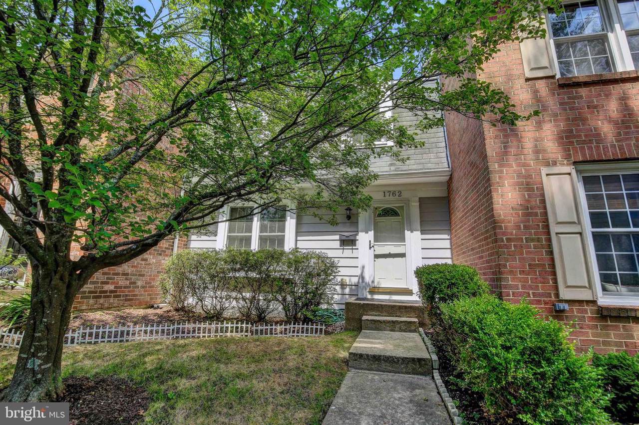 1762 Sandy Court - Photo 1