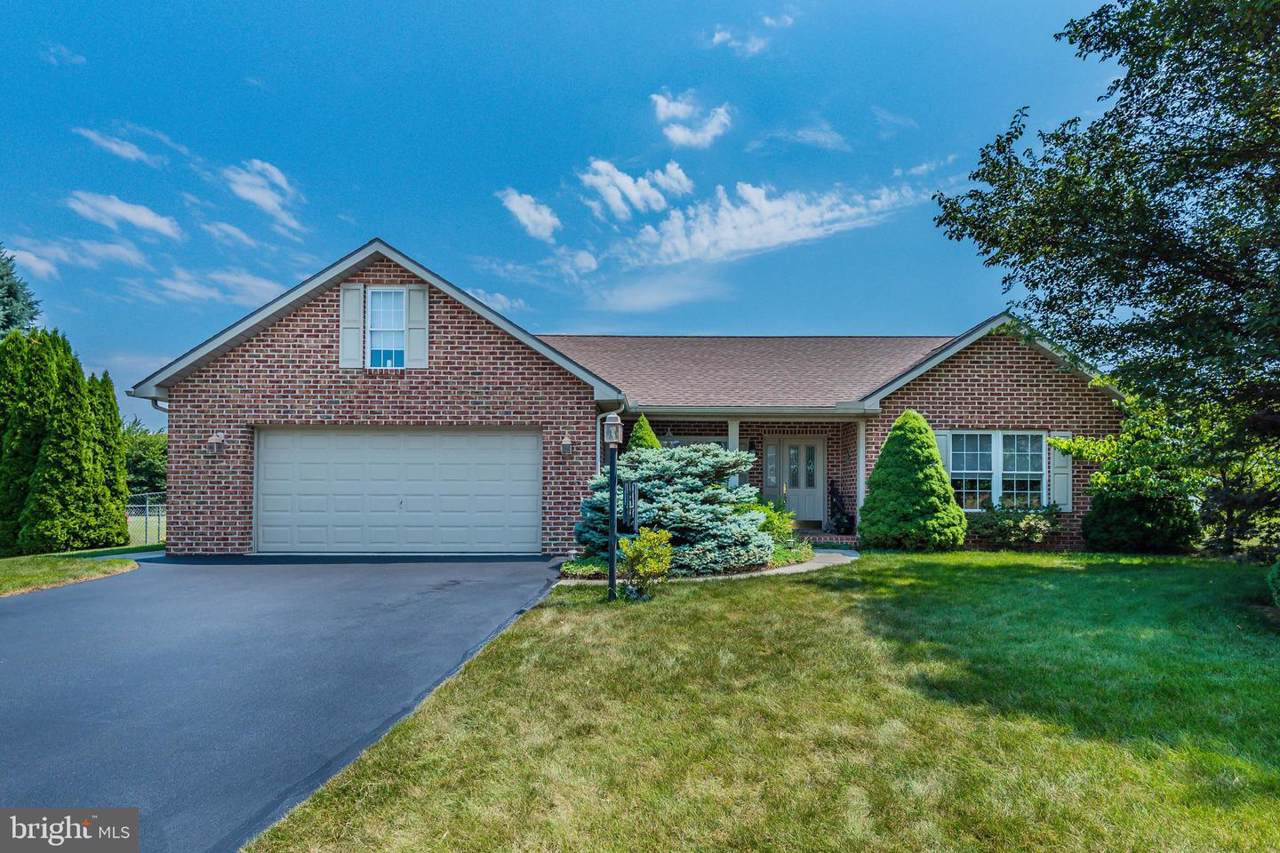 336 Sue Linn Drive - Photo 1