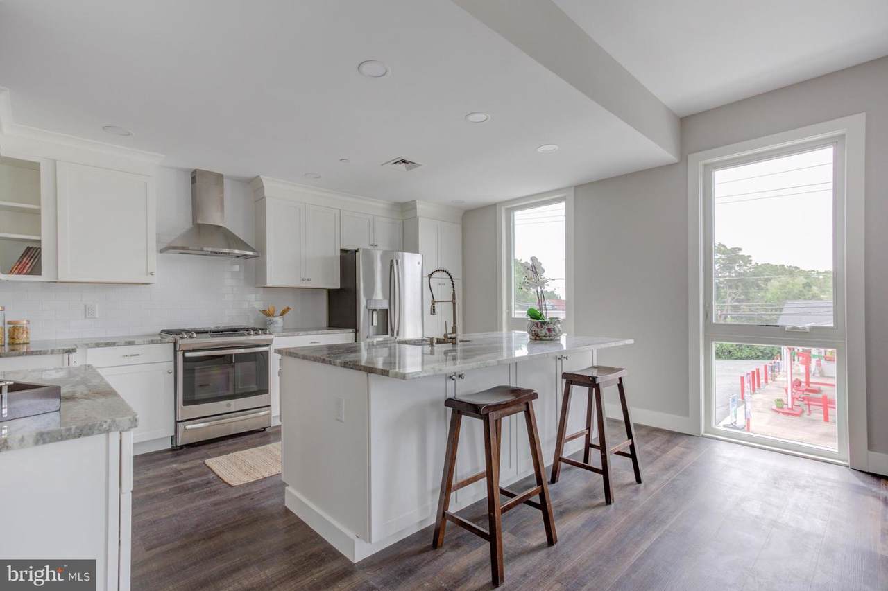 909 Willow Grove Avenue - Photo 1