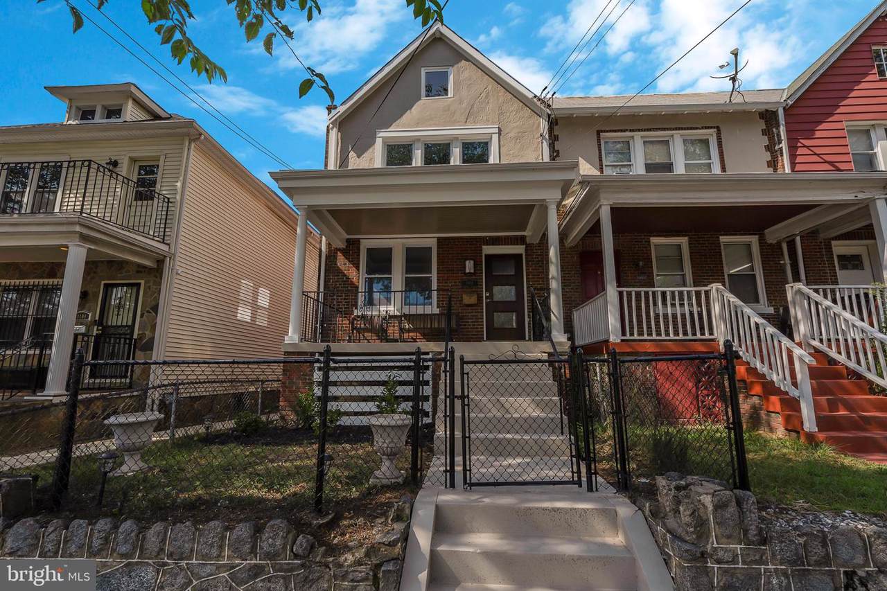 1404 S Street - Photo 1