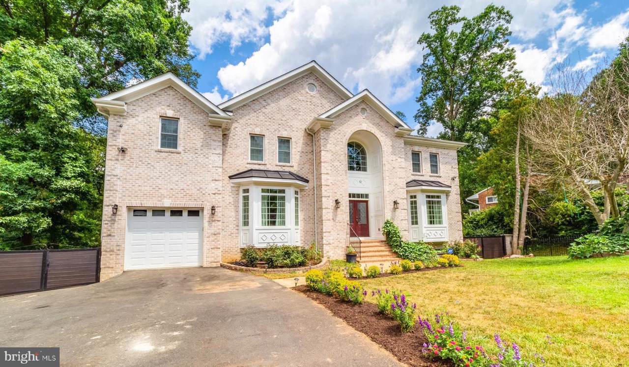 4005 Justine Drive - Photo 1