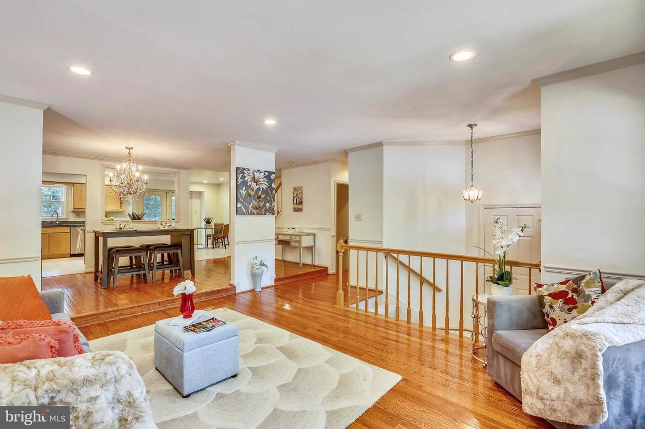 8 Cedarwood Court - Photo 1