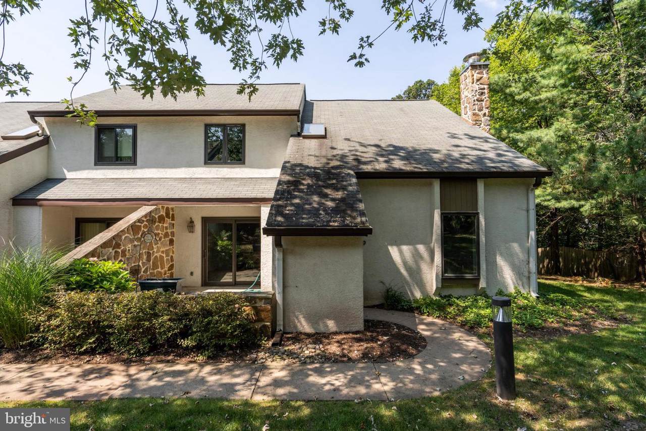 142 Pinecrest Lane - Photo 1