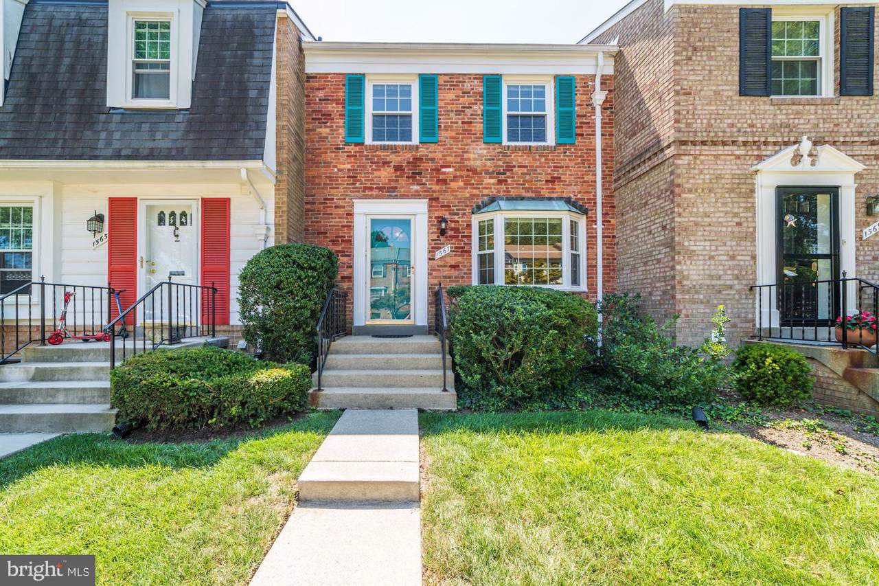 1567 Dunterry Place - Photo 1
