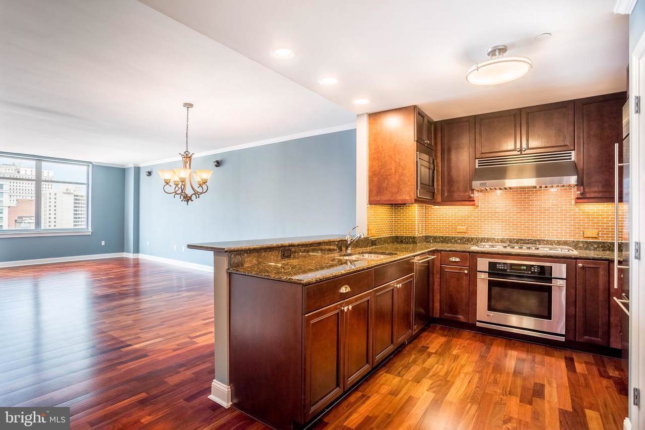 440 Broad Street - Photo 1