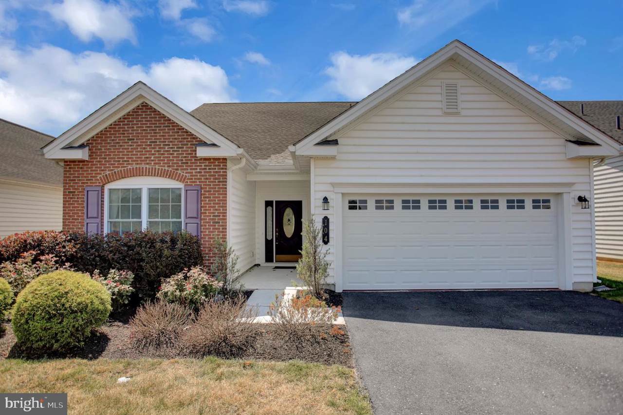 104 Independence Way - Photo 1