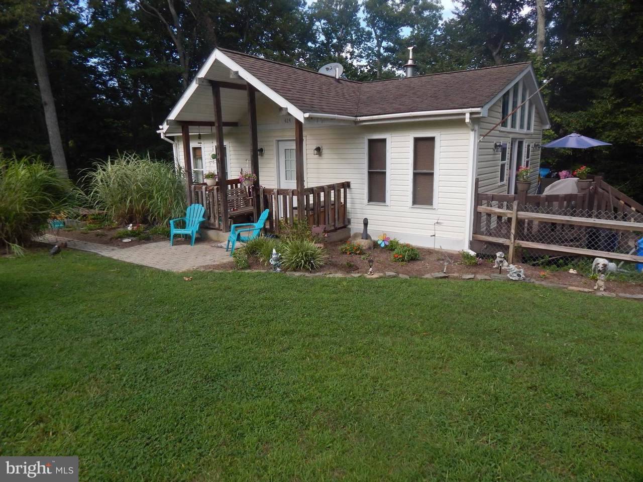 424 Round Up Road - Photo 1