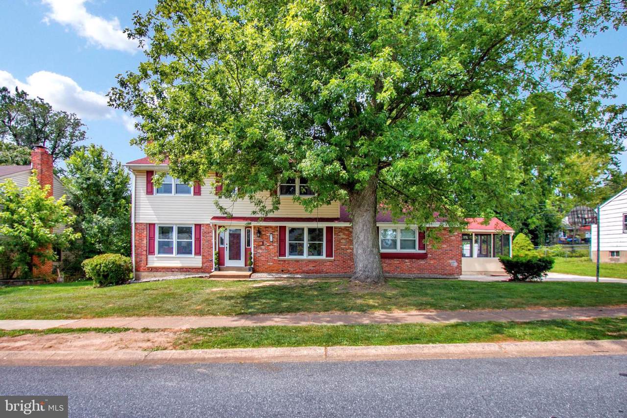 18 Wheatfield Drive - Photo 1