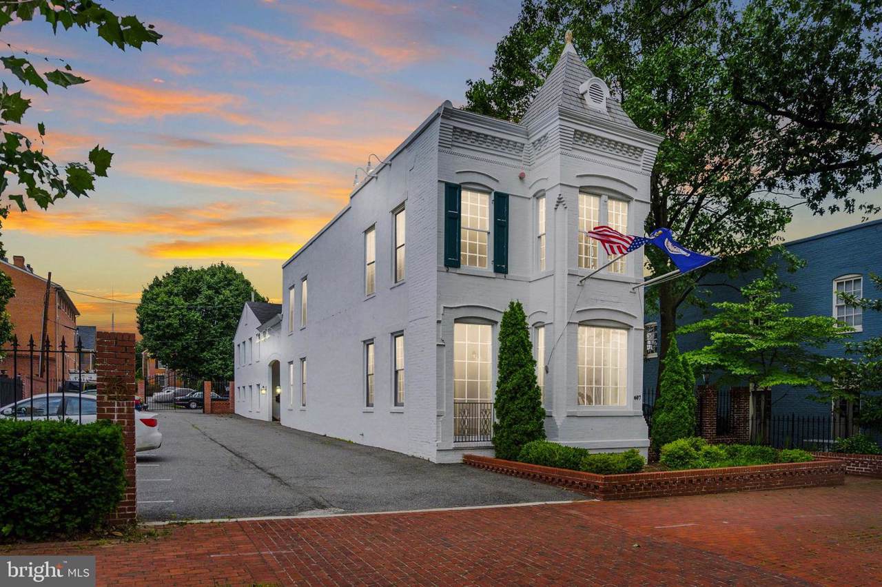607 & 609 Washington Street - Photo 1