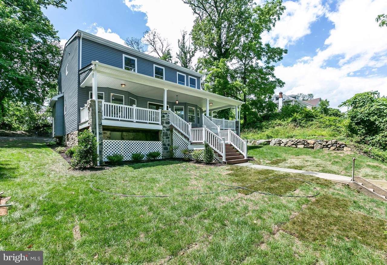 2404 Chelsea Terrace - Photo 1