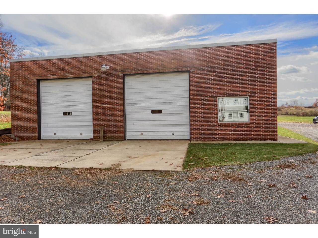 728 Forest Road - Photo 1