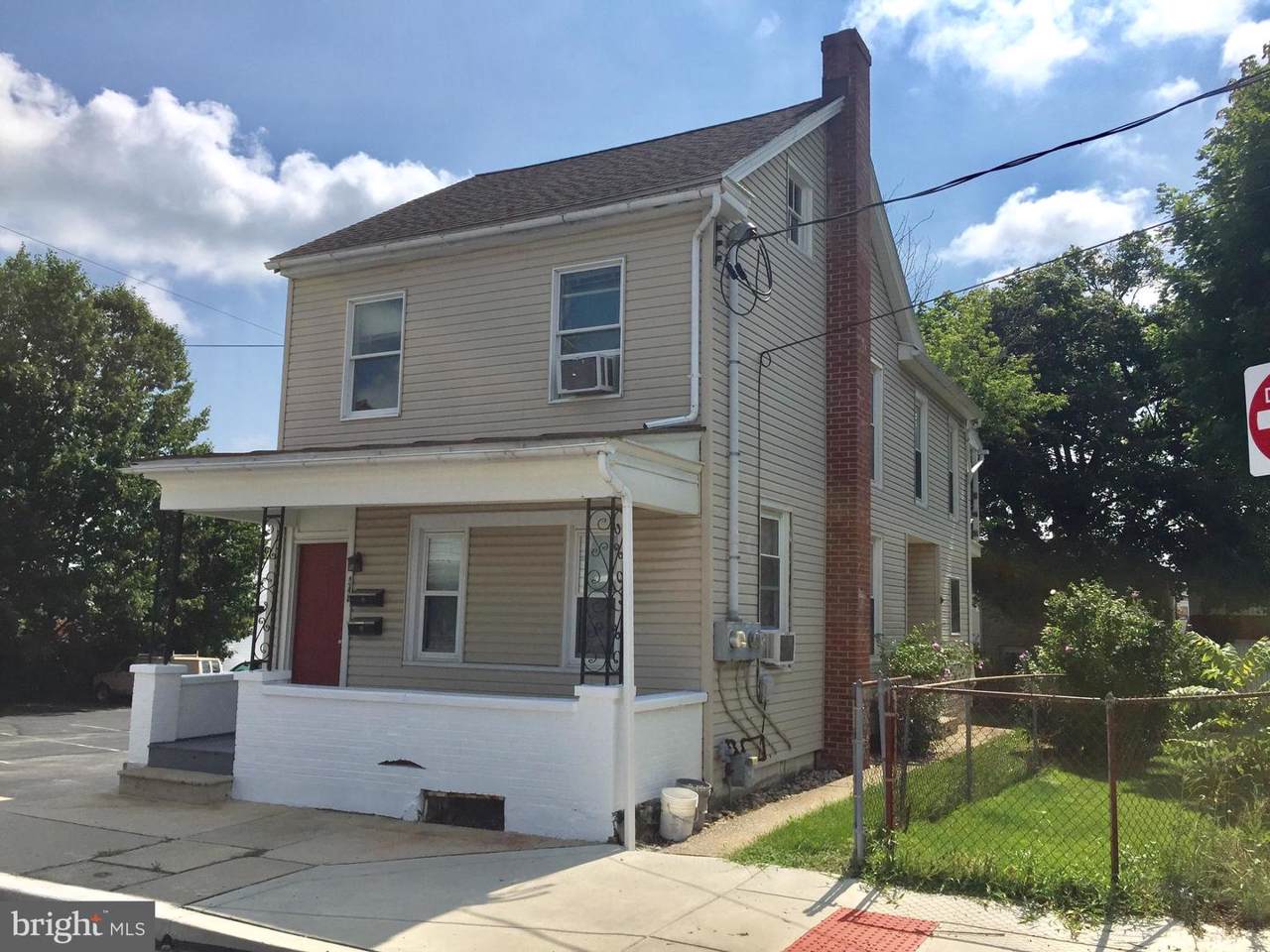 348 Walnut Street - Photo 1