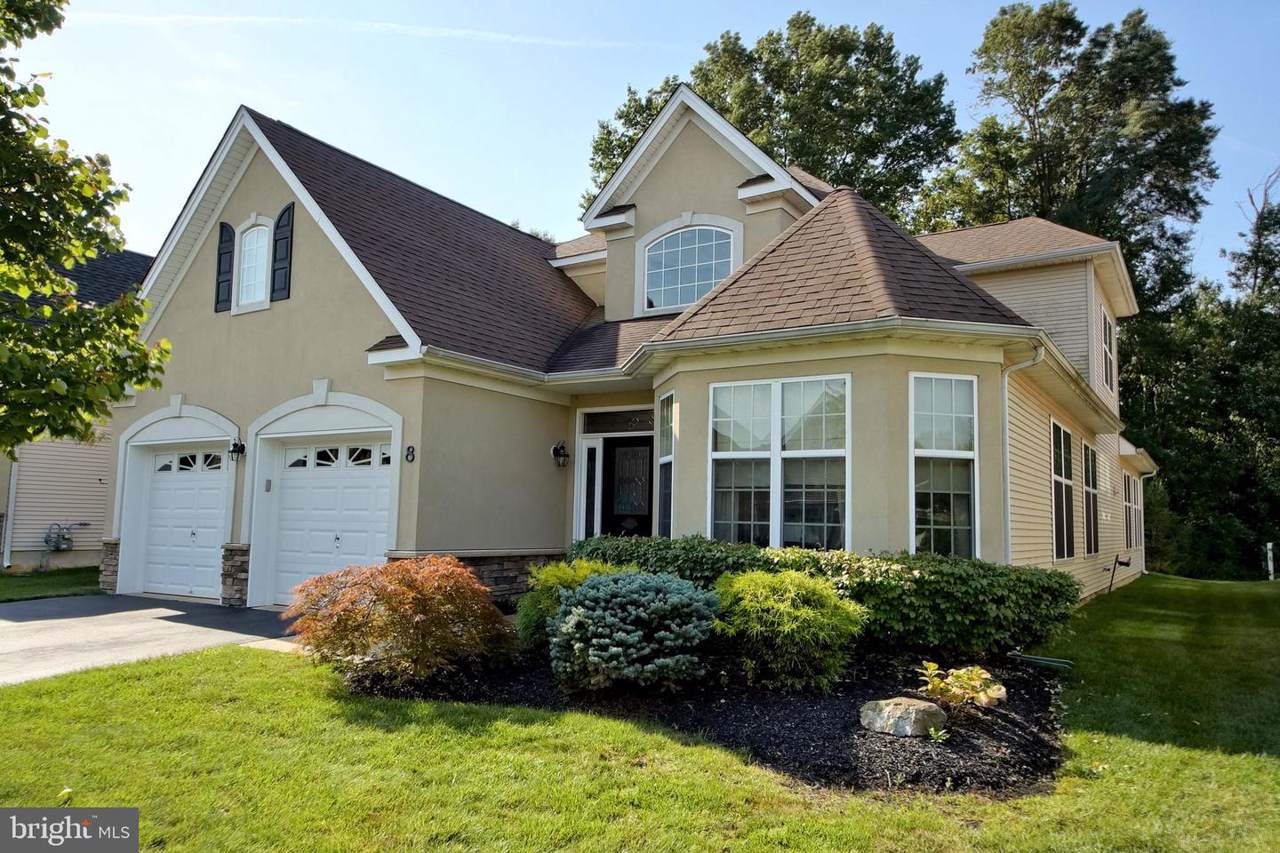 8 Barton Drive - Photo 1