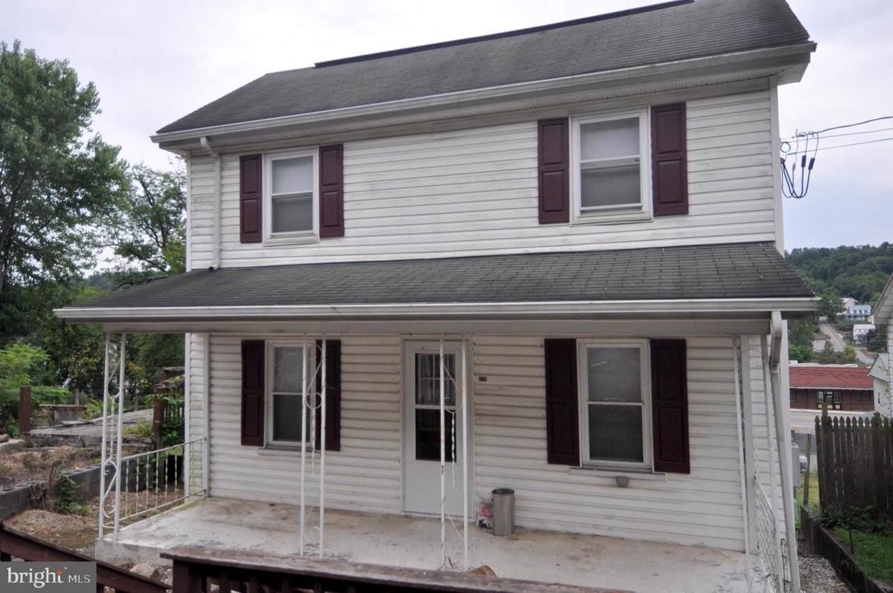 430 Wilkes Street - Photo 1