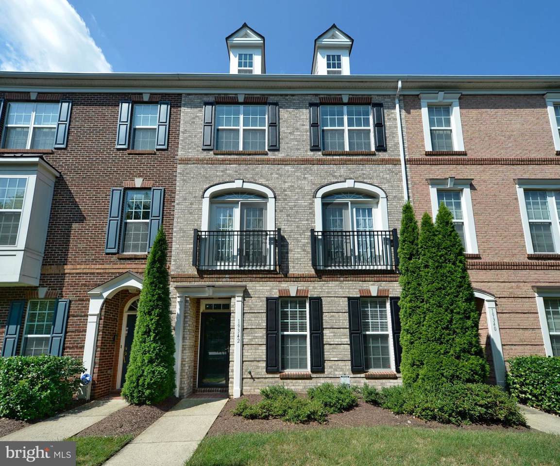 19342 Gardner View Square - Photo 1