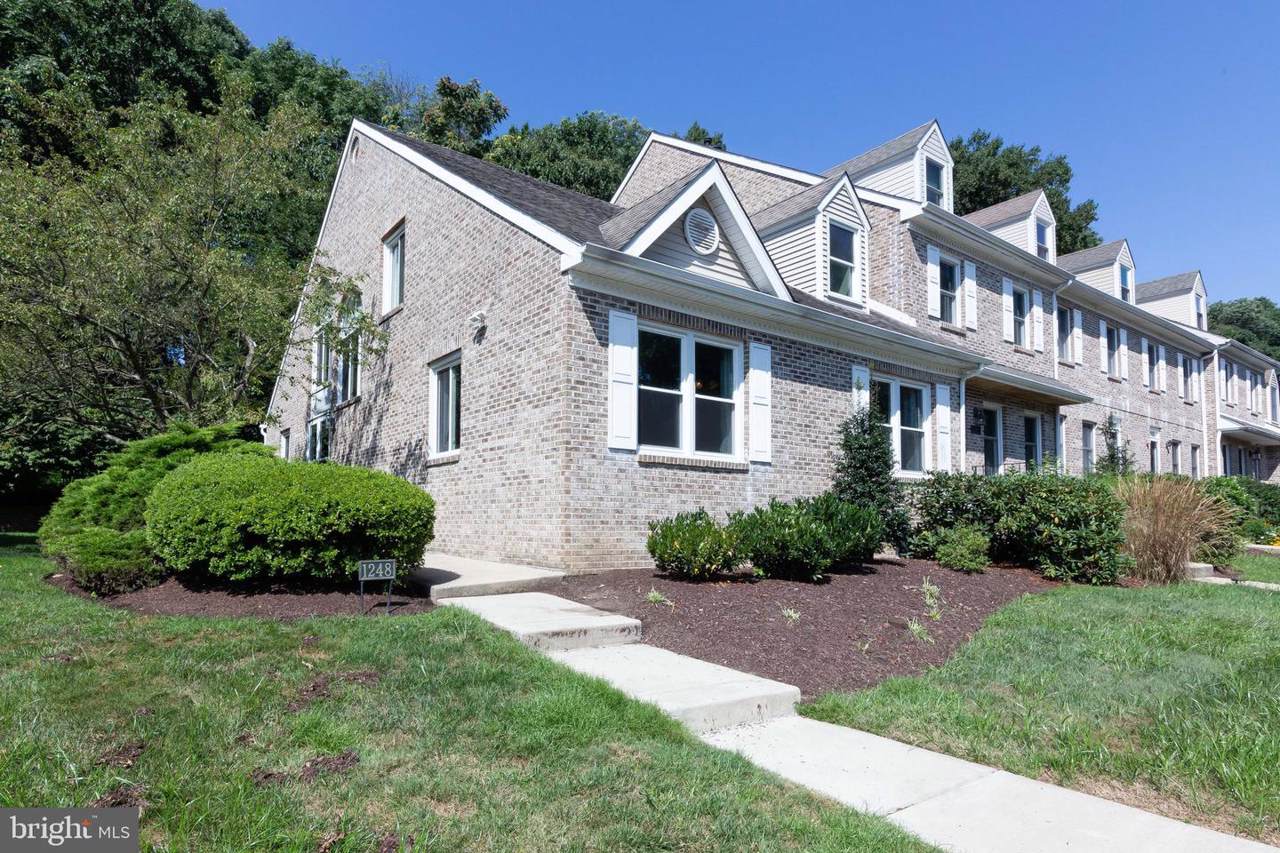1248 Country Club Drive - Photo 1