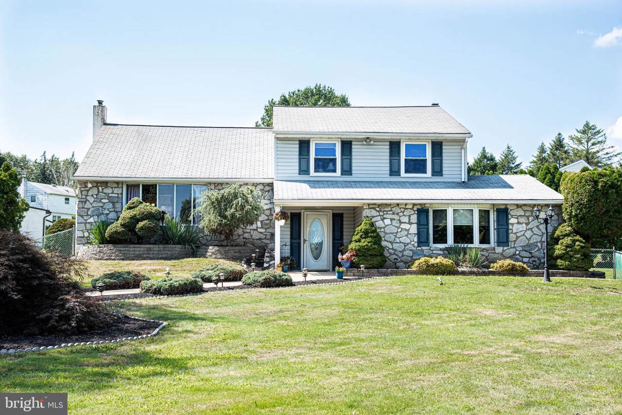 296 Linden Road - Photo 1