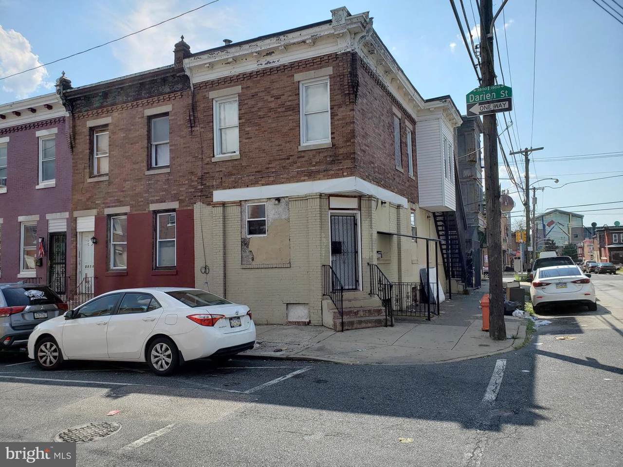 3860 Darien Street - Photo 1