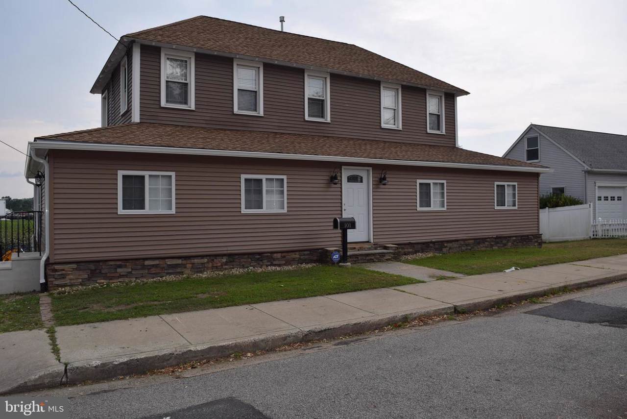 101 Edgewater Avenue - Photo 1